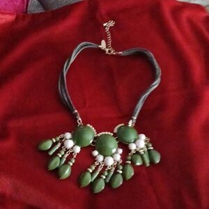 Elegant Green Statement Necklace